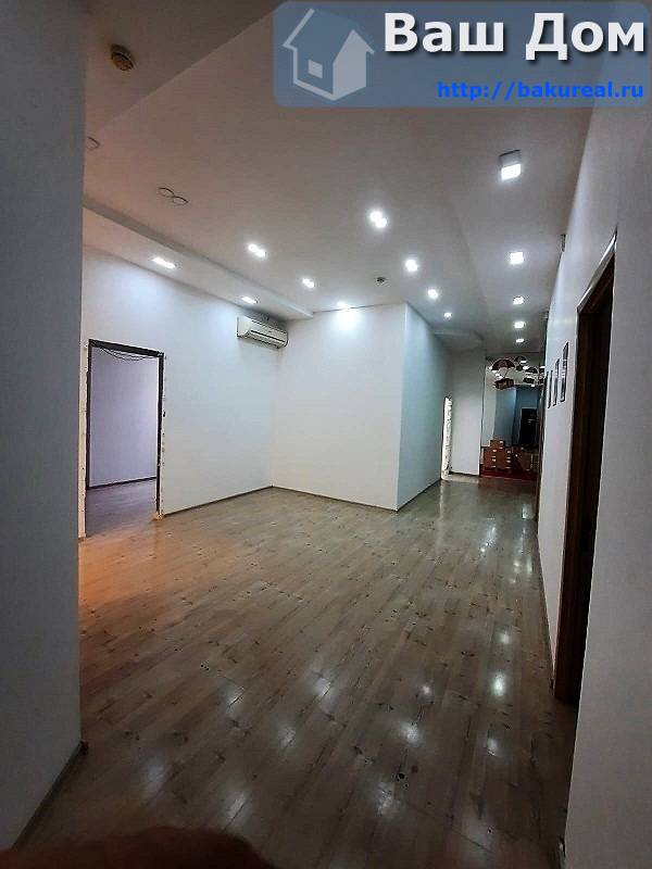 Сдаётся офис около метро Ичери Шехер 330 кв/м 11 комнат