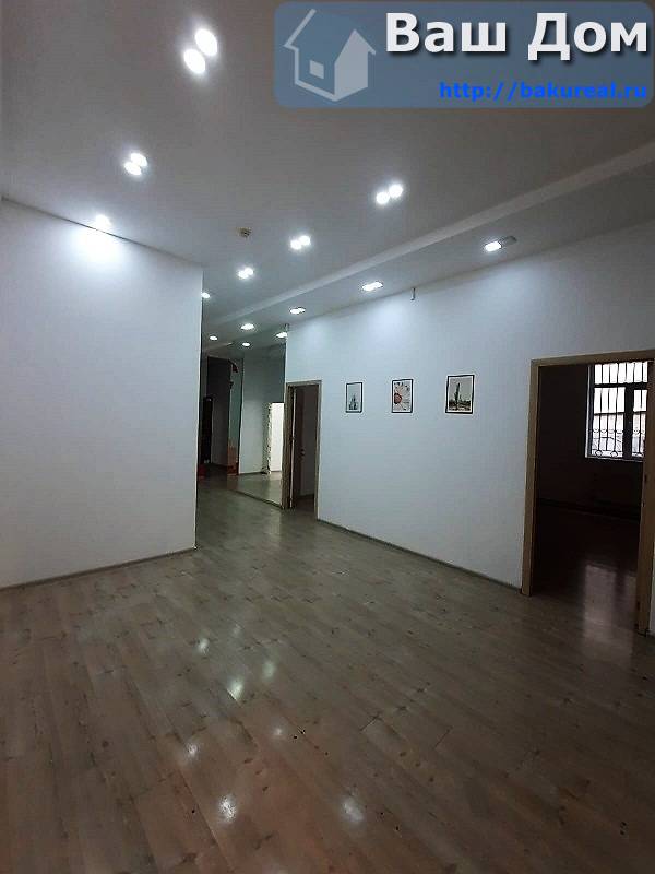 сдаётся помещение под офис или отель около метро Ичени Шехер 550 кв/м