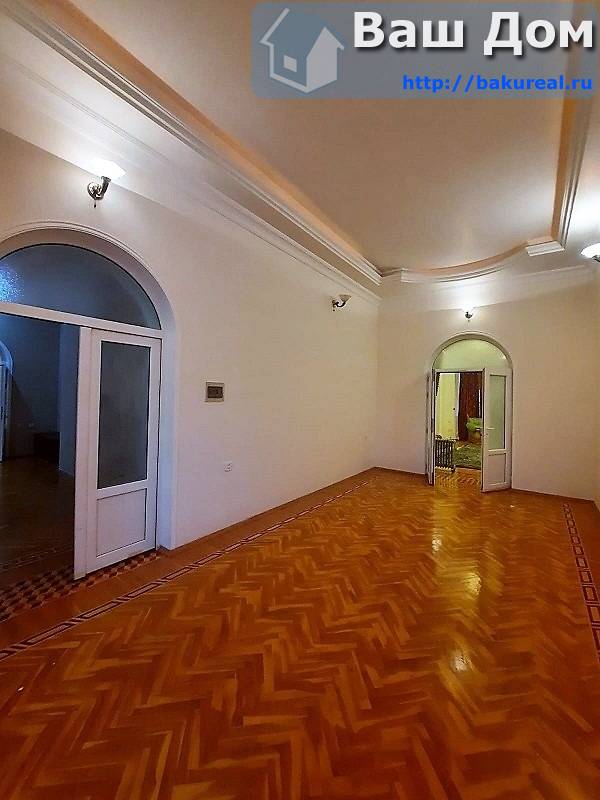 350 кв/м 6 комнат 3 сан узла в центре по низкой цене