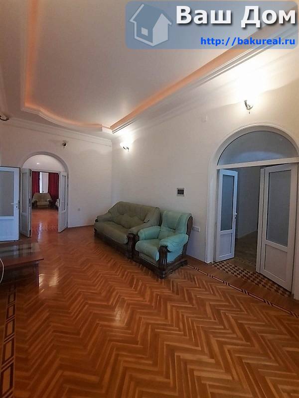 350 кв/м 6 комнат 3 сан узла в центре по низкой цене