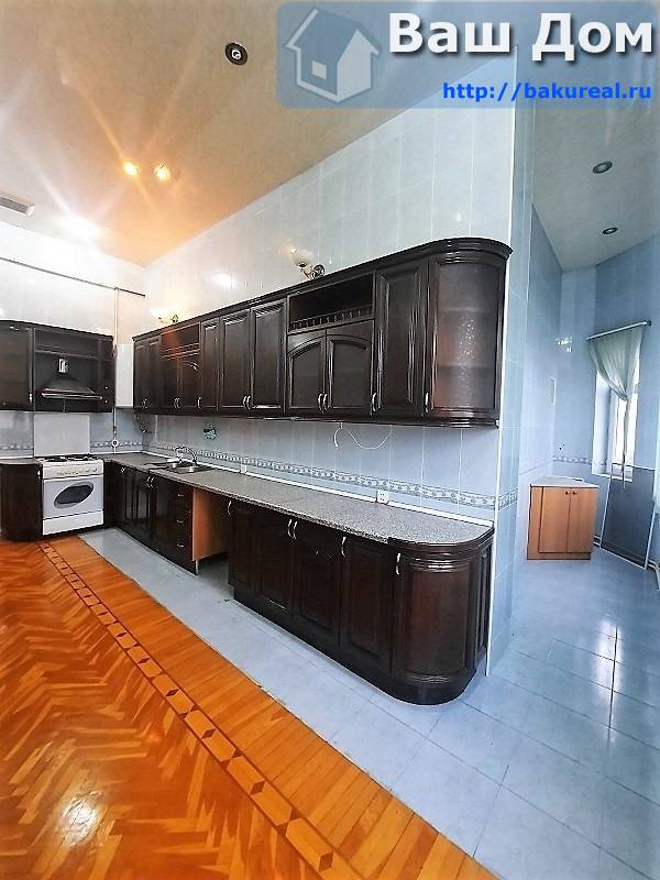 350 кв/м 6 комнат 3 сан узла в центре по низкой цене