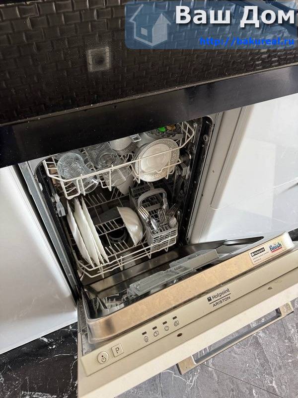 сдаётся 3 комнатная квартира около Bridge Plaza и зданием Российского посольства.