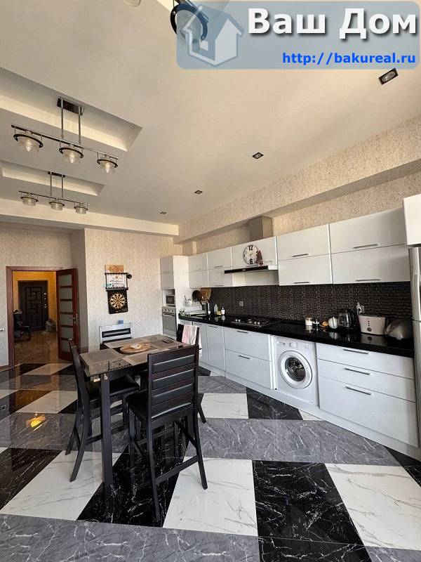 сдаётся 3 комнатная квартира около Bridge Plaza и зданием Российского посольства.