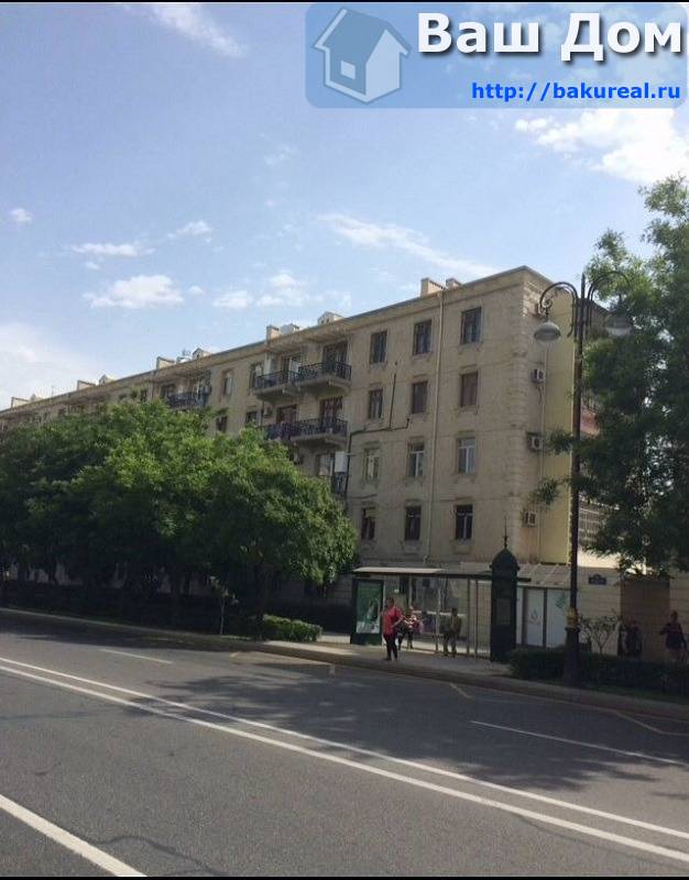 сдаётся 2-ух комн. Сталинка площадью 110 кв/м