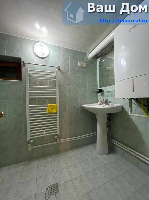 сдаётся 2-ух комн. Сталинка площадью 110 кв/м