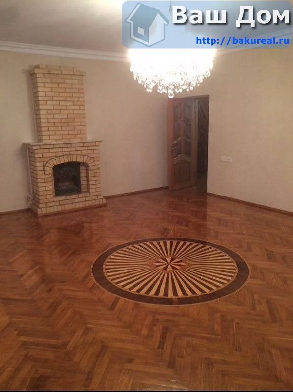 сдаётся 2-ух комн. Сталинка площадью 110 кв/м