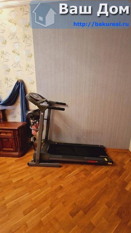 4 комнатная квартира с видом на парк в районе метро Гянджлик