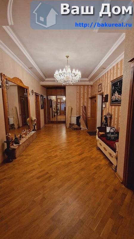 4 комнатная квартира с видом на парк в районе метро Гянджлик