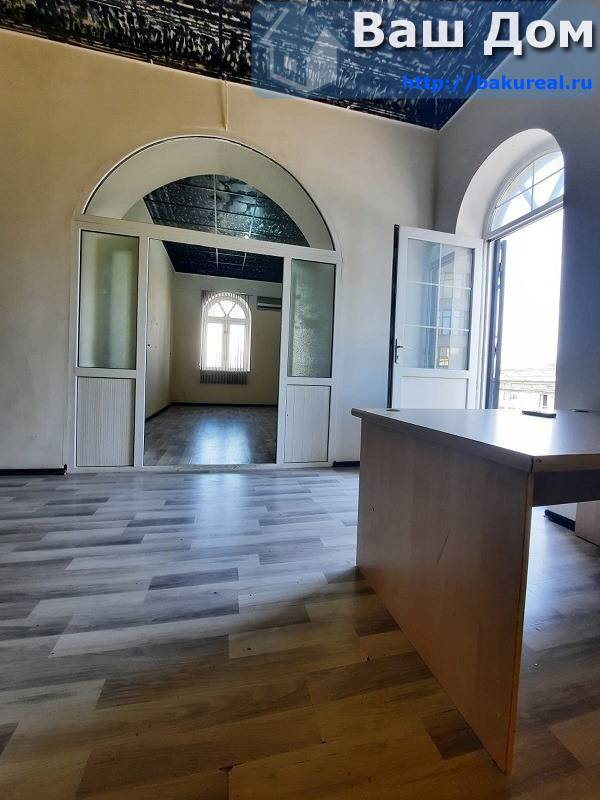 сдаётся офис 2 комнаты в центре около метро Сахиль