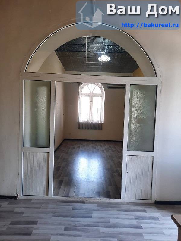 сдаётся офис 2 комнаты в центре около метро Сахиль