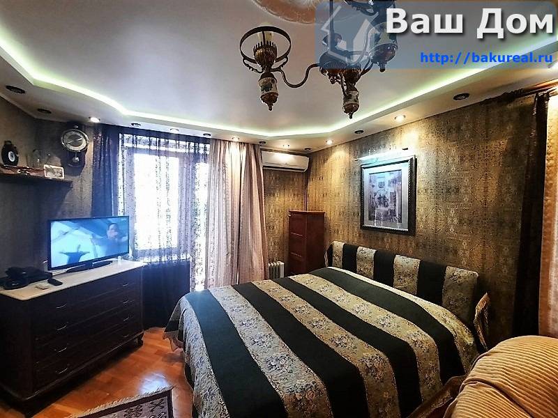 продаётся 1 комнатная квартира на улице Сеидбейли около метро Ичери Шехер