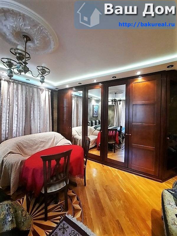 продаётся 1 комнатная квартира на улице Сеидбейли около метро Ичери Шехер