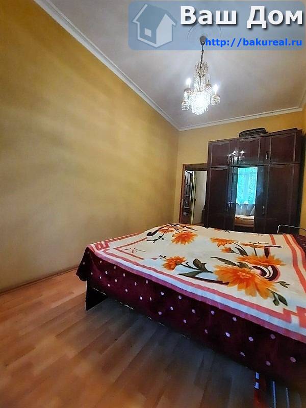 продаётся "сталинка" в парковой зоне