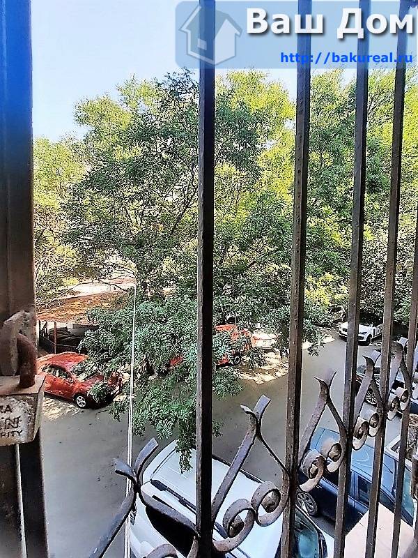 продаётся "сталинка" в парковой зоне