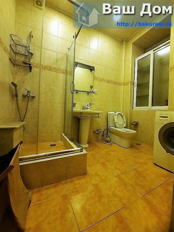 продаётся "сталинка" в парковой зоне