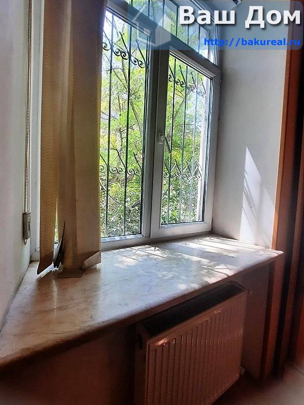 продаётся "сталинка" в парковой зоне