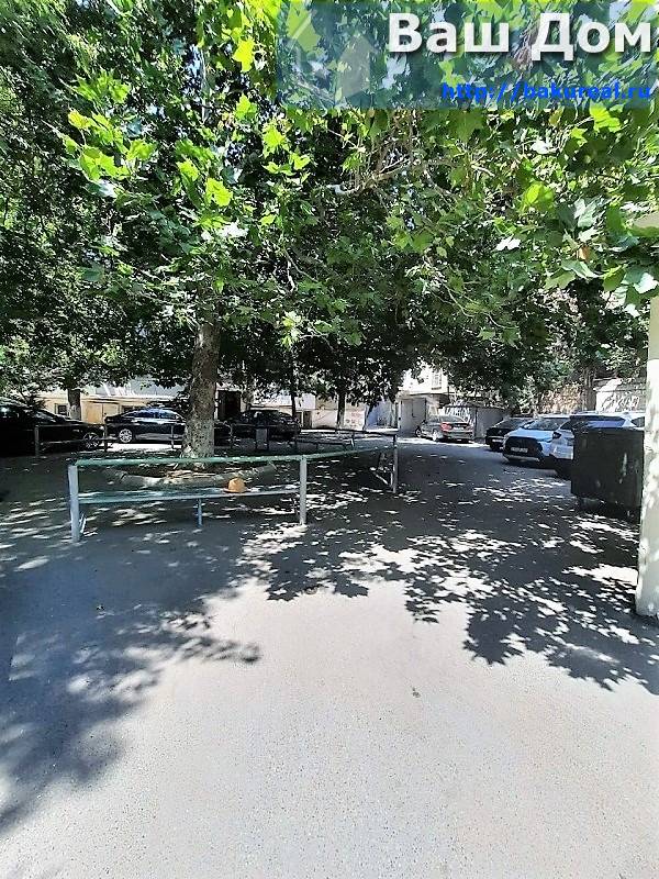 продаётся "сталинка" в парковой зоне