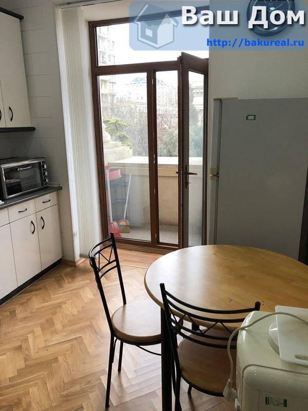 сдаётся 3-ёх комнатная квартира с видом на бульвар