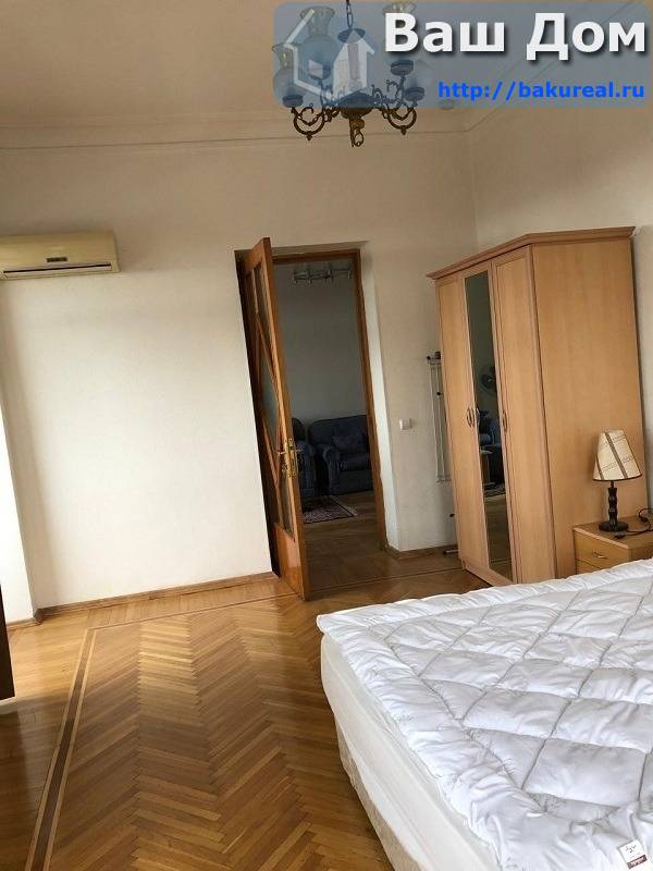 сдаётся 3-ёх комнатная квартира с видом на бульвар