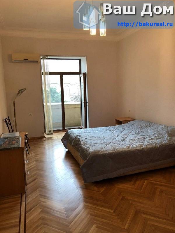 сдаётся 3-ёх комнатная квартира с видом на бульвар